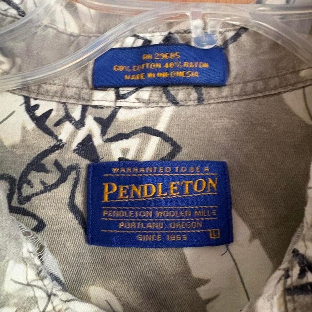 Pendleton Vintage Batik Button Up Short Sleeves H… - image 4